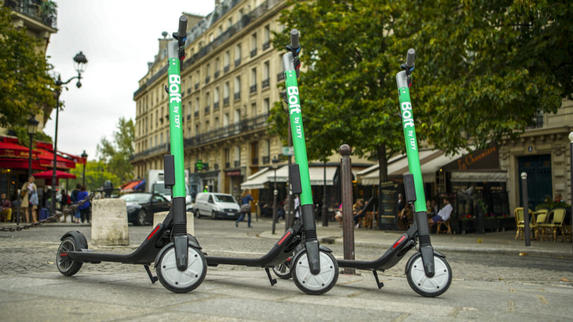 Bolt-by-Taxify-Scooters-in-Paris-2