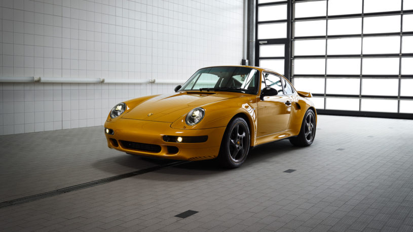 high_993_turbo_the_reveal_classic_project_gold_2018_porsche_ag (1)