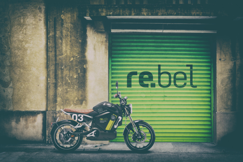 retro rebel 4