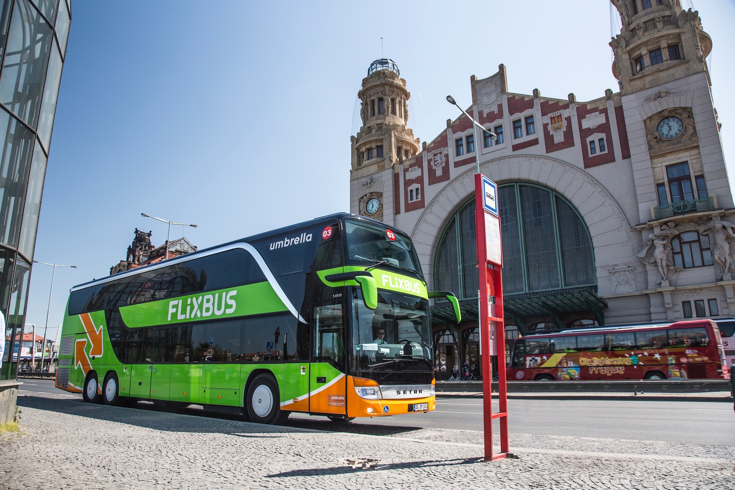 Автобусные экскурсии 2 дня. Автобус фликсбус. Автобусы фликсбус в Германии. Автобус Flixbus Германия. Flixbus Европа.