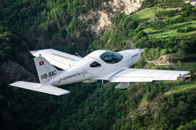 h55-electric-airplane2