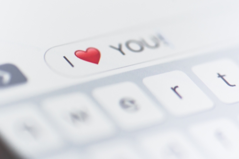 iphone-message-emojis-heart
