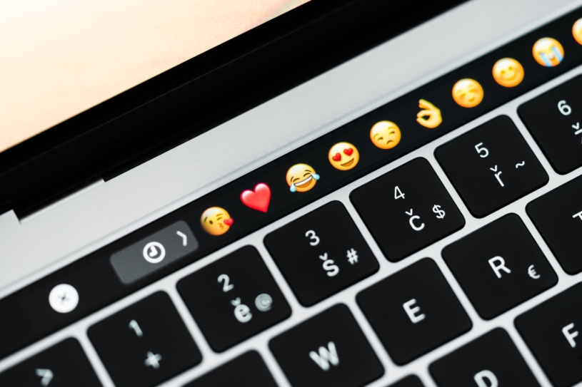 macbook-pro-emoji