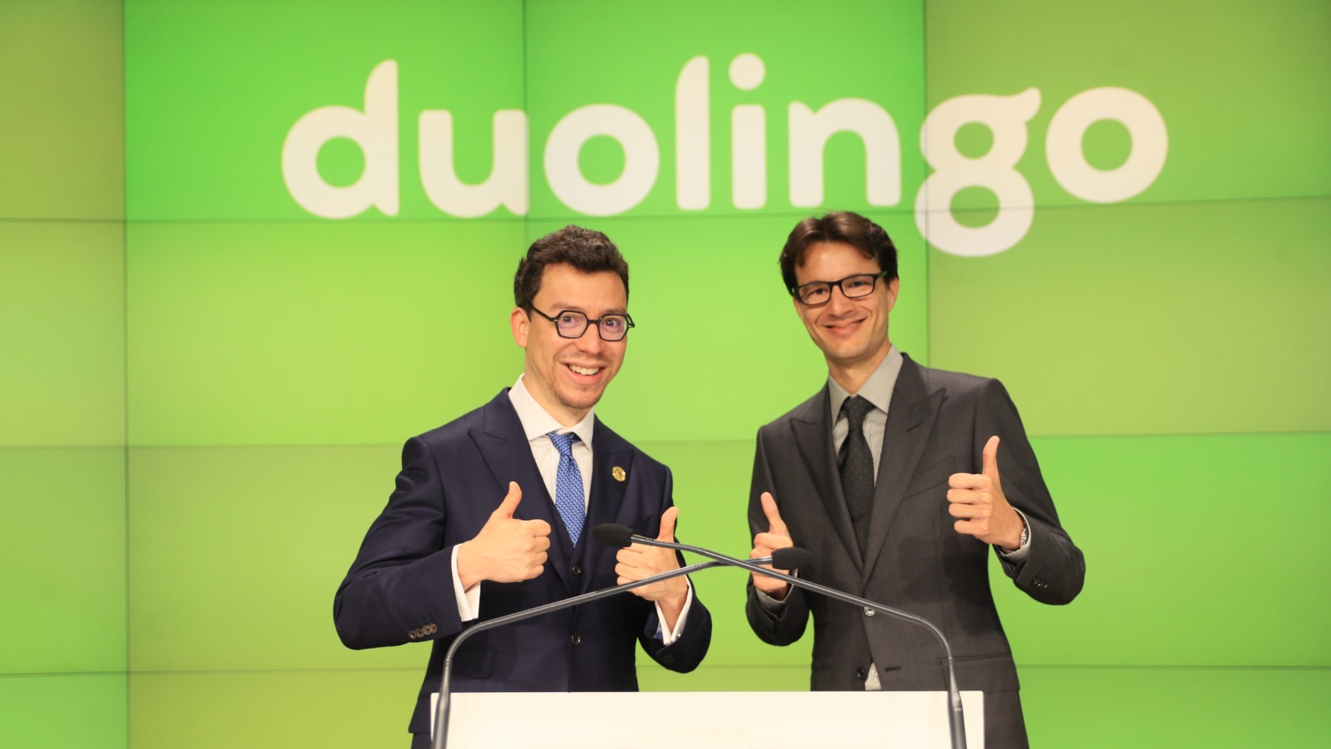 Duolingo as a renowned app developed by a part-time developer