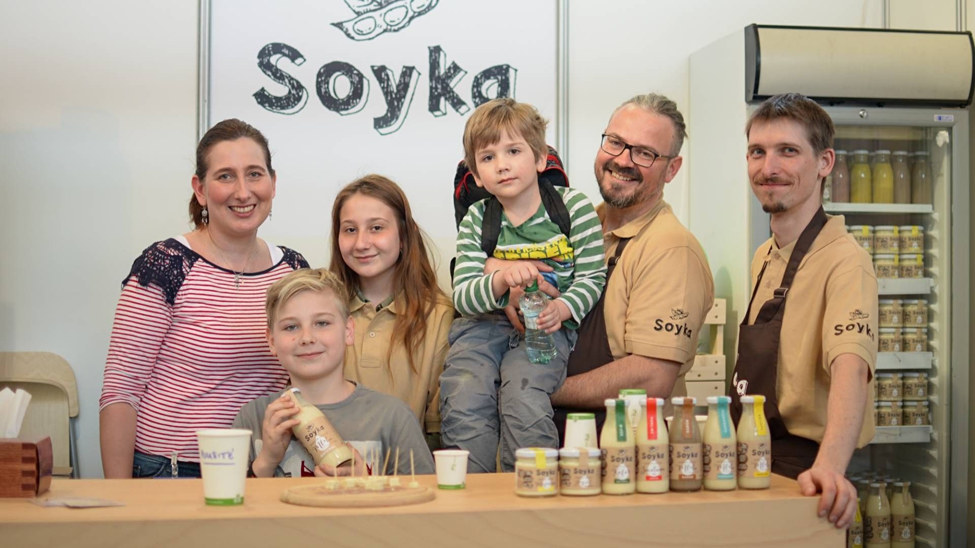 The Czech market lacked good tofu.  This is how Soyka was created, which conquers not only farmers' markets with vegan products thumbnail