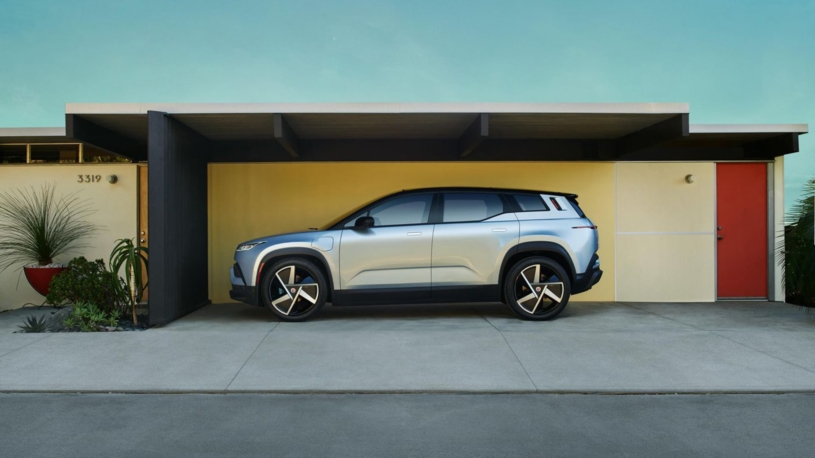 Ani zadarmo. Fisker nabízí svůj elektromobil za cenu nejlevnější elektrické Škody, kupující ale riskují
