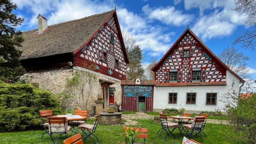 Kde spojit výlet se skvělou gastronomií? Vydejte se třeba do malebného hostince na západě Čech