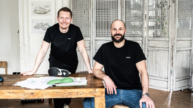 Místo z polyesteru šijí sportovní oblečení a boty z řas. Teď Češi hlásí investici i od rodiny Baťových