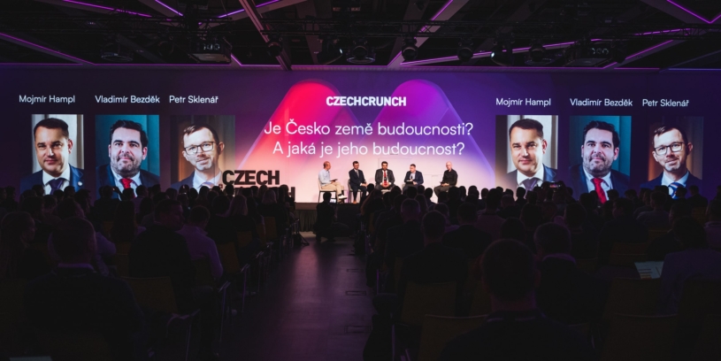 Naše ekonomika je jako stroj, který zkoušíme nabudit kerosinem. Ale pořád nerosteme, říkají ekonomové