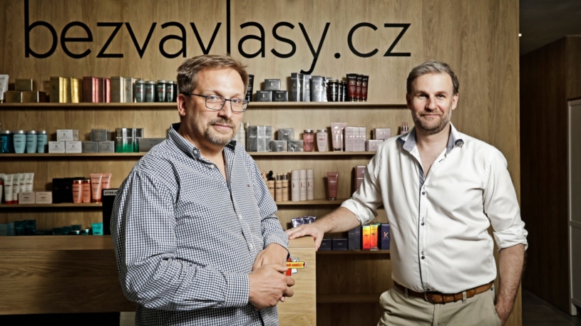 Bezvavlasy už jsou miliardové. Do čela e-shopu se staví muž, který v Česku postavil síť lékáren Dr. Max