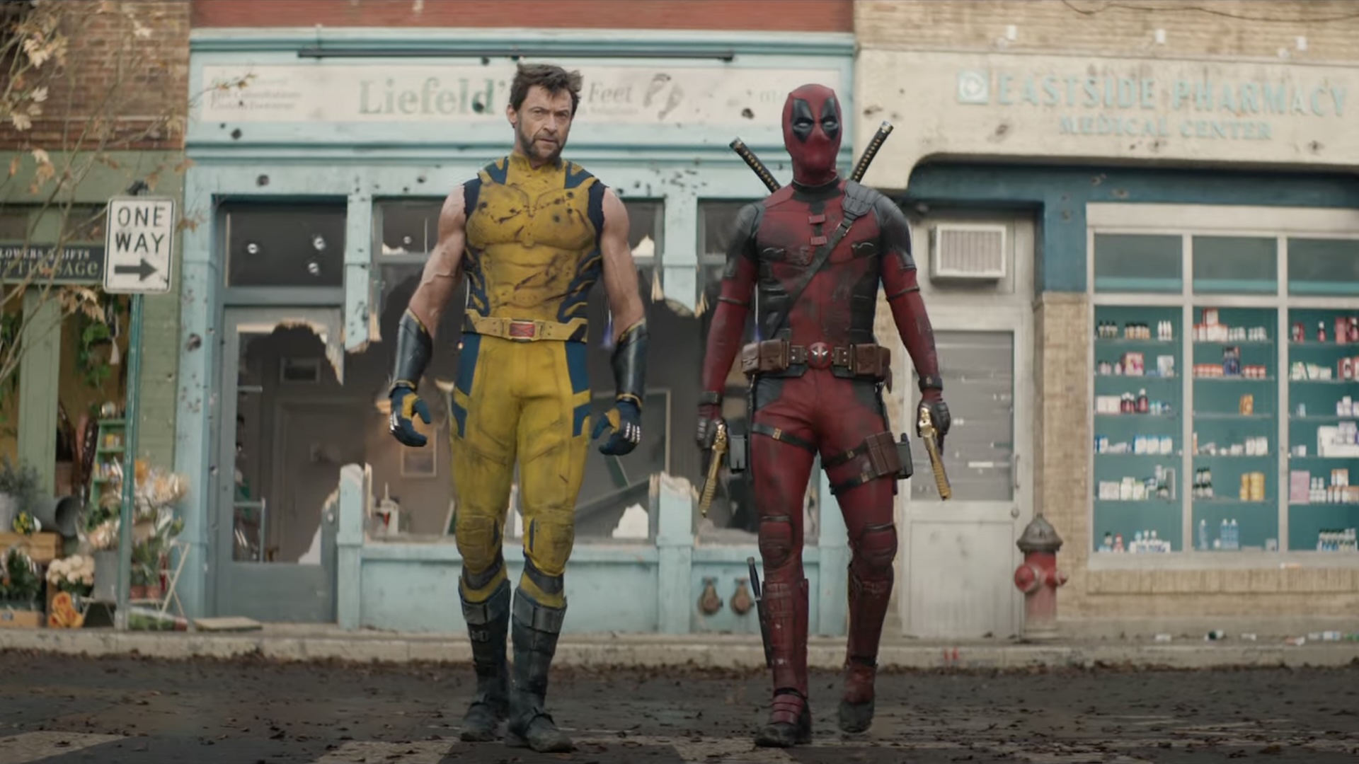 Du sang, de la cocaïne et des jurons.  Il y a une nouvelle bande-annonce pour Deadpool & Wolverine