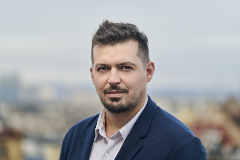 Školné, privatizace a konec „strejcokracie“. Ostravský politik nabízí radikální recept, jak nakopnout ODS