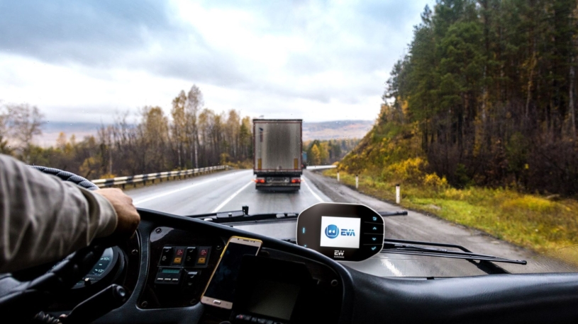 Téměř 200 tisíc kamionů využívá mobilní aplikaci od Eurowagu, která jede na novém softwarovém podvozku