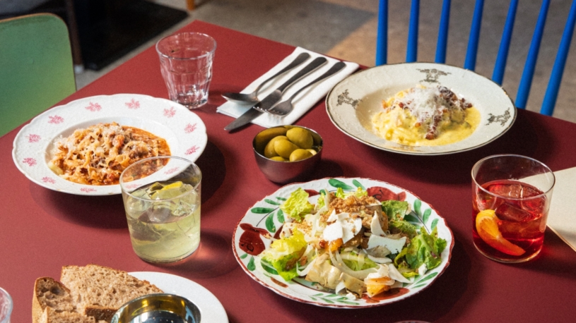Nová vlna italské kuchyně. V karlínském pasta baru můžete vyzkoušet třeba těstoviny s omáčkou z vodky