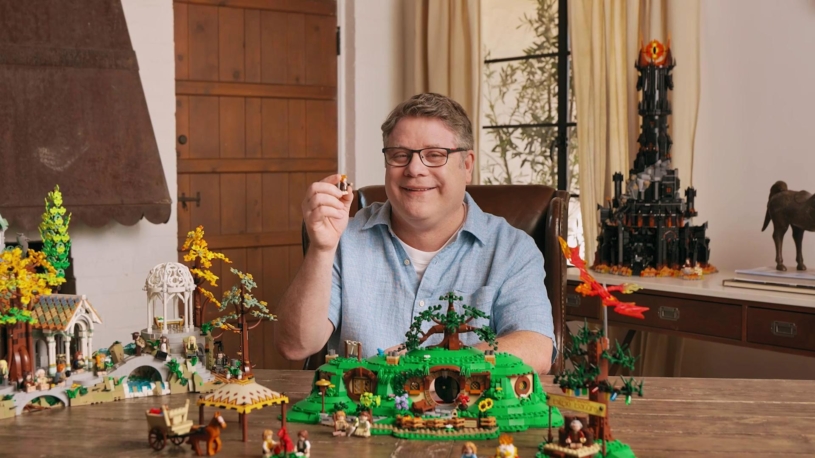 Film se Samem Křepelkou, Bilbova oslava a Gandalfův ohňostroj. LEGO novinky z Pána prstenů si zamilujete