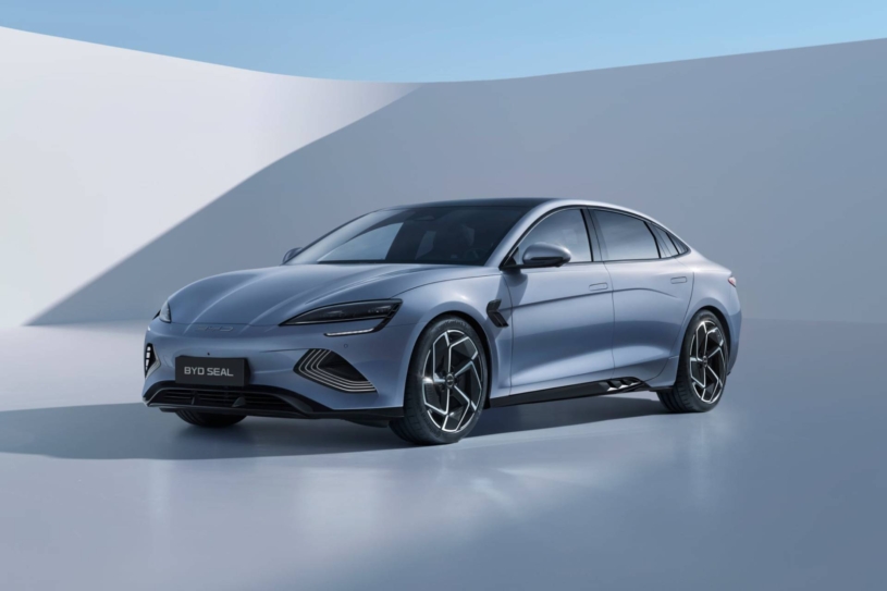 Čínská ofenziva je strašidelná a tohle auto ukazuje, jak dobří už jsou. Problém má nejen Tesla