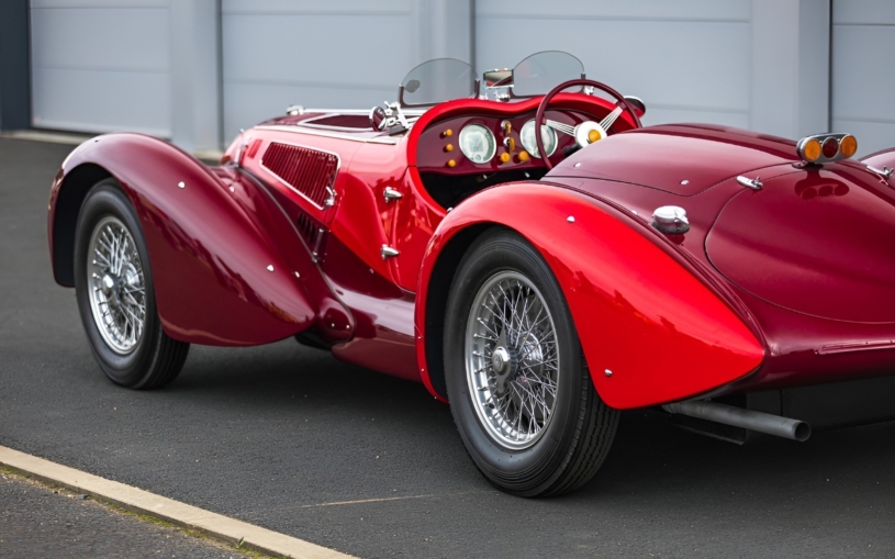 alfa-romeo-6c-2500-legendy-2025