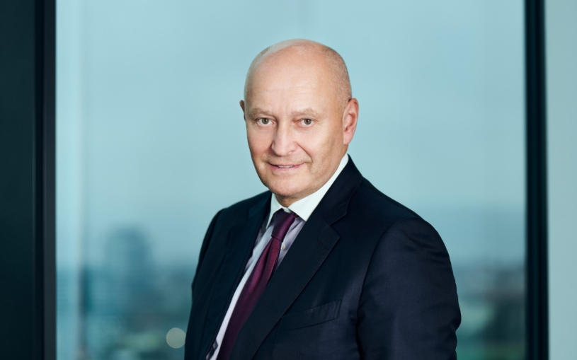 Development dělám na vedlejšák, na bugatti už tolik času není. Hlavní je služba Bohu, říká miliardář Passer