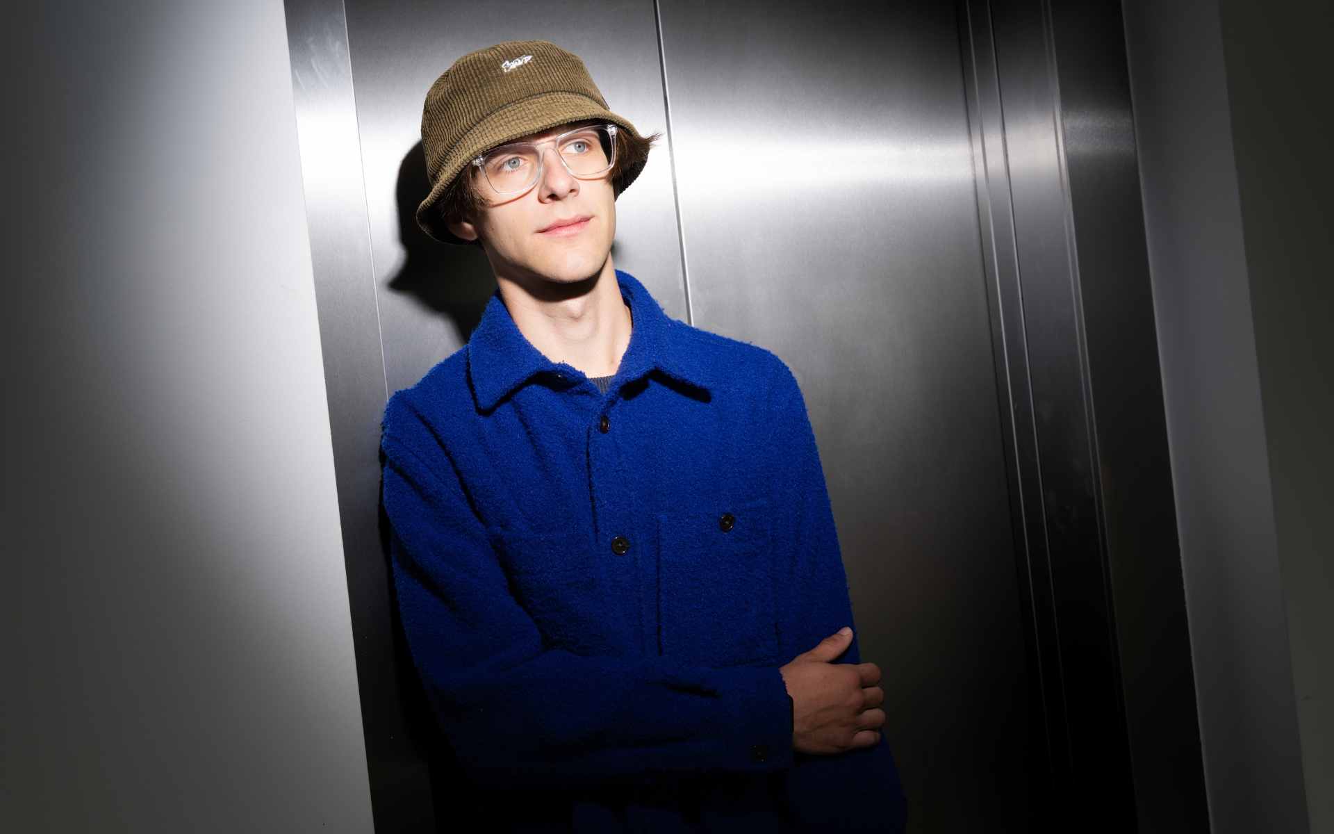 Aby získal půl milionu od rodičů, musel mít plán. V šestnácti díky němu postavil dům a dnes jich má několik