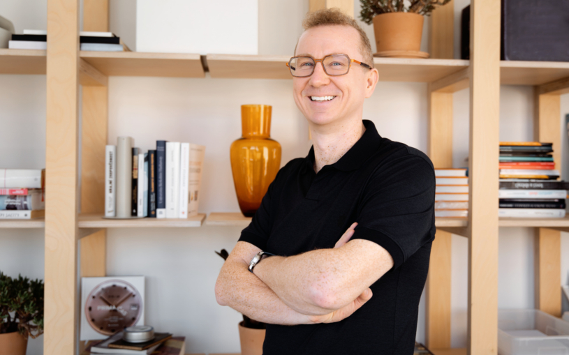 zakladatel-ofigo-roman-sokola