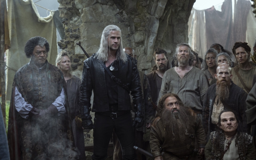 Konečně pořádný pohled na Cavillova nástupce. Je tu trailer na nového Zaklínače, vyměněný Geralt dorazí už brzy