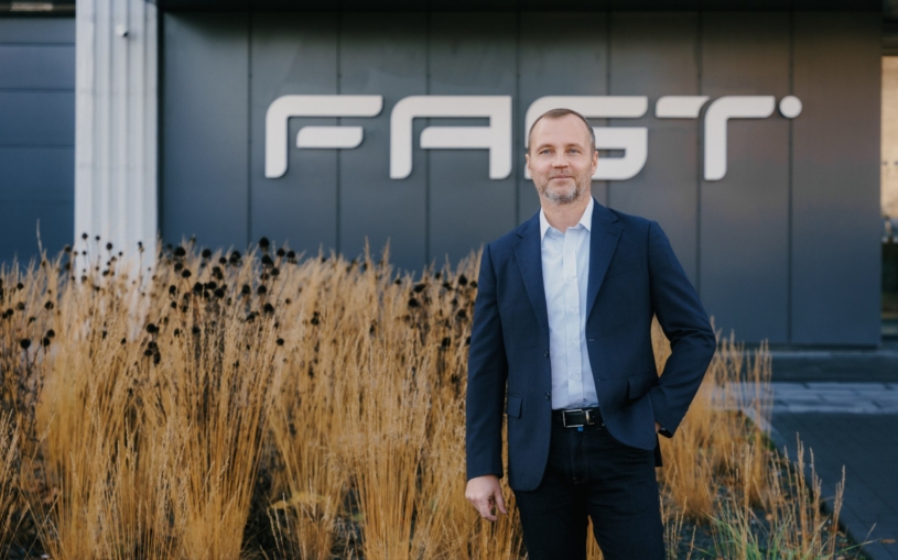 Zažil smrt zakladatele, dnes řídí miliardový kolos pro nejbohatšího Čecha. A vůbec poprvé promluvil