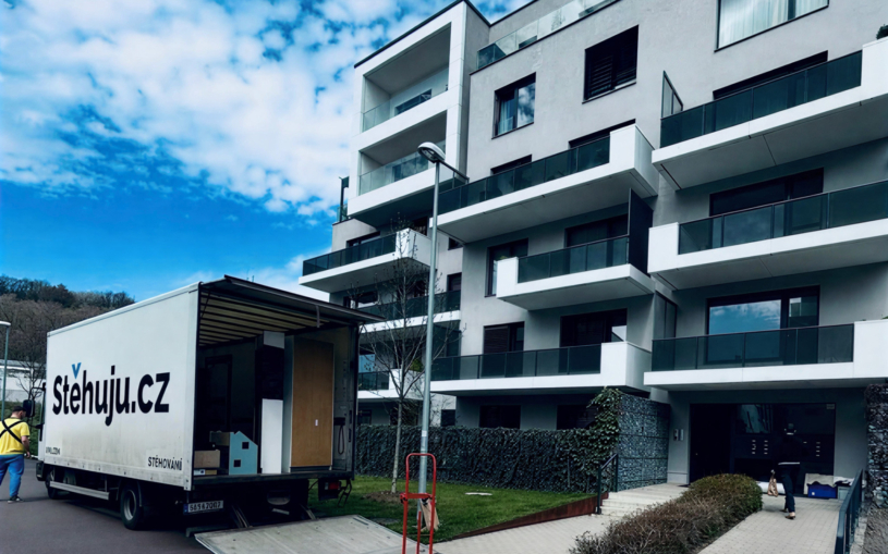 stehuju-cz-tomas-tesar