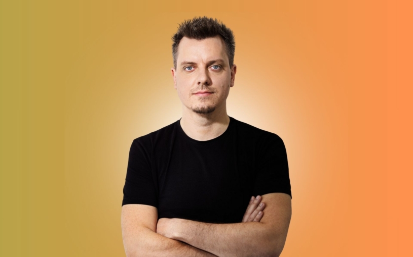 Začínali dva, dnes otáčí stamiliony. Nepotřebujeme sto lidí, pomáhá nám AI, říká šéf marketingové firmy