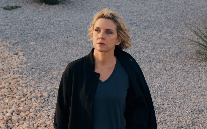 Seriál roku? Pluribus od tvůrce Perníkového táty se ptá, jestli by svět nebyl lepší bez nás