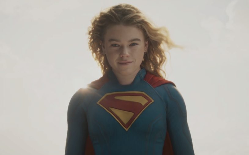 Supergirl se v prvním traileru s ničím nepáře. Superman vidí to dobré v lidech, já vidím realitu, říká