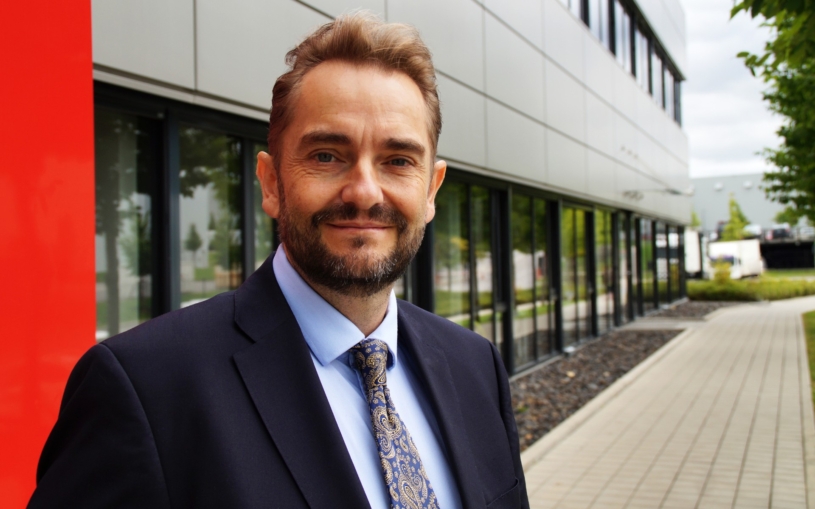 Vést to můžu já, vtipkoval. Mladická drzost udělala před 17 lety z ajťáka šéfa logistického obra