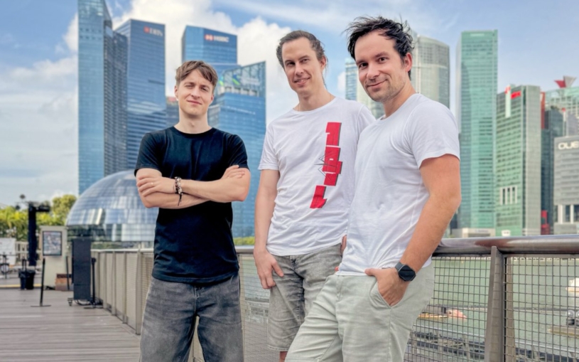 Jaroslav Beck a Tomáš Mikolov získávají 150 milionů pro svůj AI startup. Investuje do něj i Ivo Lukačovič