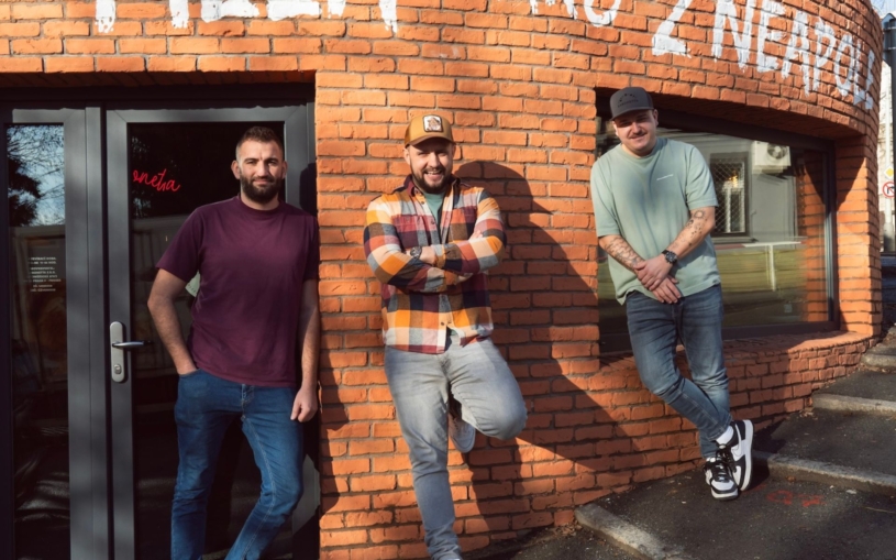 Kousek Neapole z kraje Prahy. Trojice milovníků pizzy dokazuje, že skvělé jídlo může vznikat kdekoliv