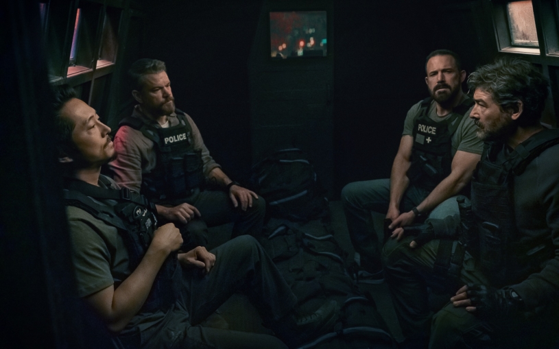 Je tady první akční pecka roku. Ben Affleck a Matt Damon v novém filmu Netflixu budí respekt