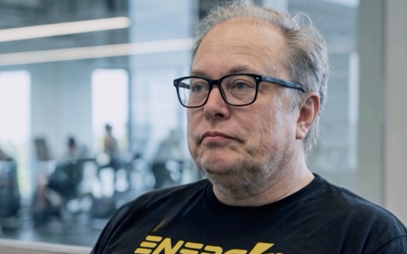 Zestárlý Musk, Bezos a Altman navrhují řešení problému AI. Reklama startupu přivedla nečekaný zájem