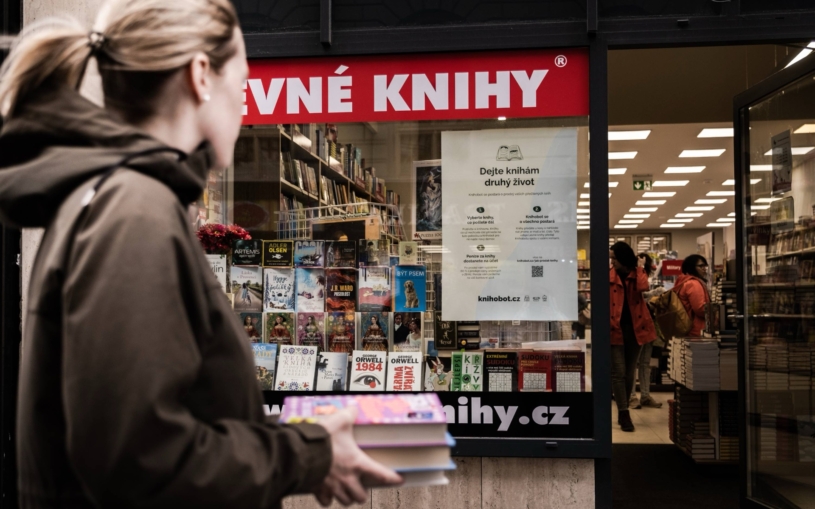 Konec literatury za výprodejové ceny? Legendární síti Levné knihy došly peníze a po 30 letech skomírá
