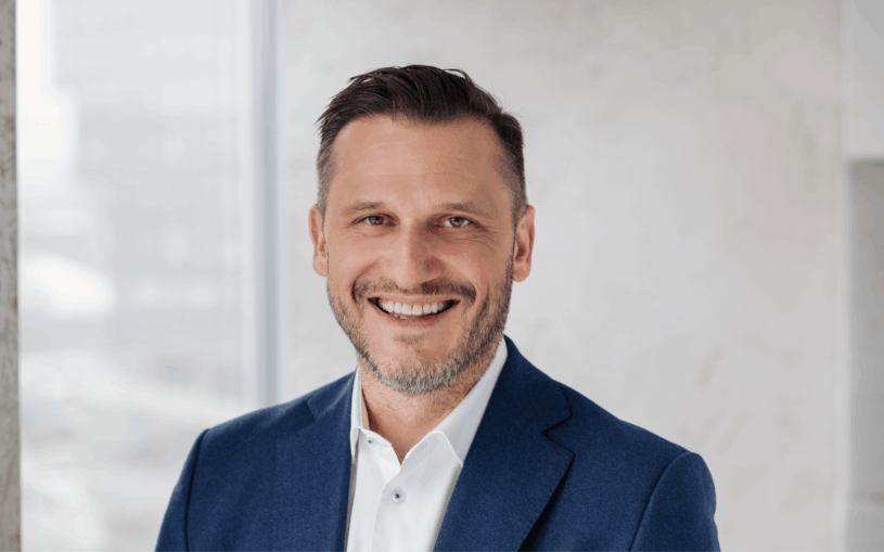 Radí s jádrem, rozvojem měst i digitalizací. Tolik otřesů tu ještě nebylo, říká Bučík, ale AI se nebojí