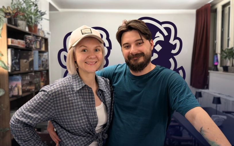 Místo práce v kanclu si manželé splnili sen. Ve Vršovicích otevřeli hravé bistro inspirované jejich obývákem