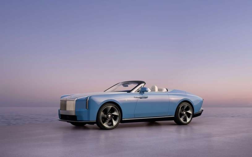 Rolls-Royce ukázal elektrický kolos za bezmála 200 milionů. Vlastnit ho bude jen stovka vyvolených