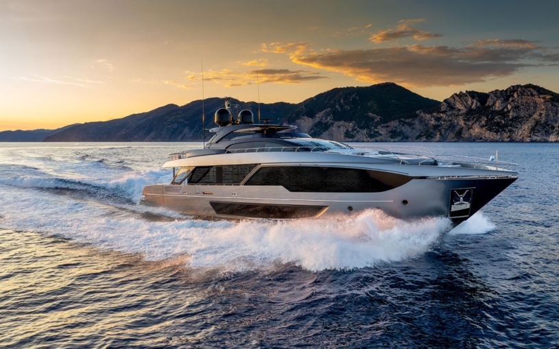 riva-flybridge