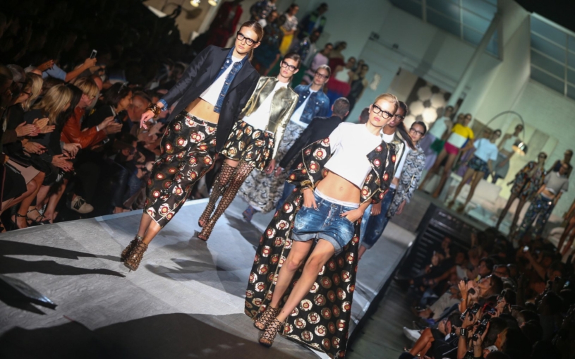 dsquared2-x1-1