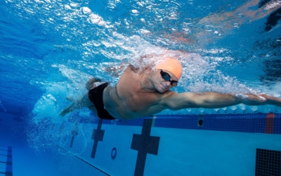 form-swim-glasses-min