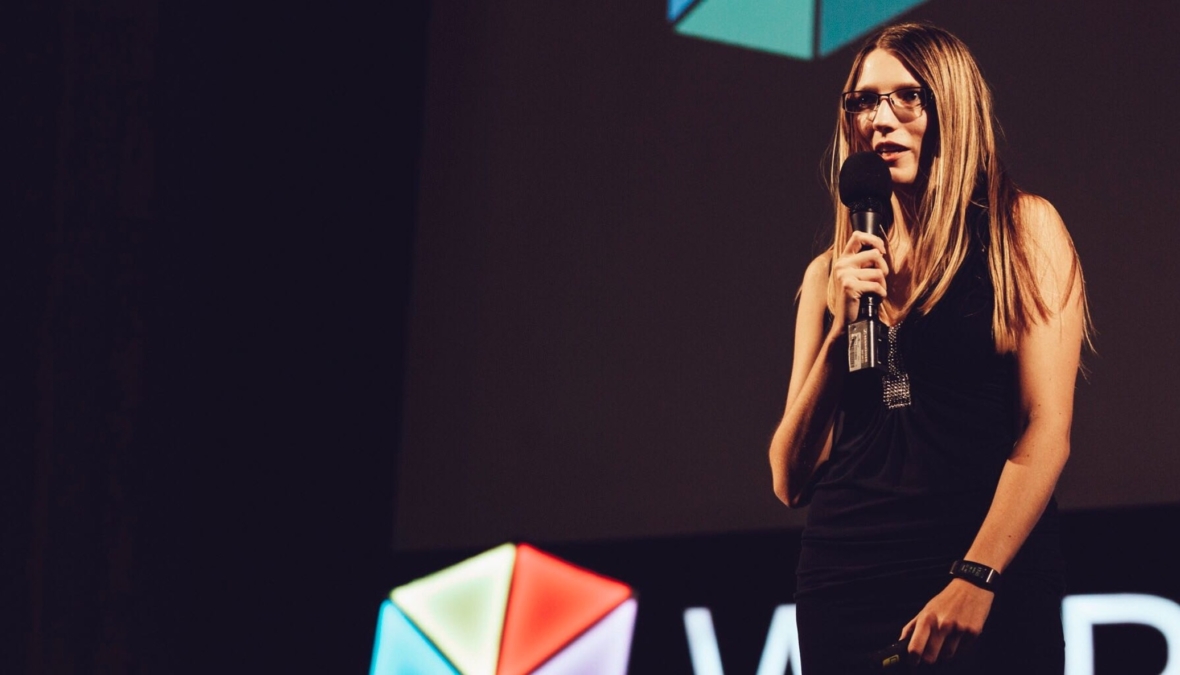 sarka-strossova-webexpo-boxed