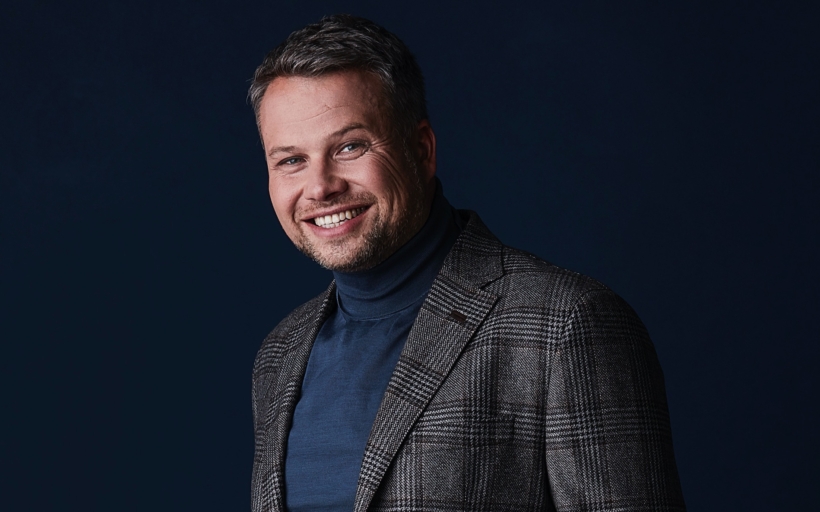 lukas-novak-intefi-boxed2