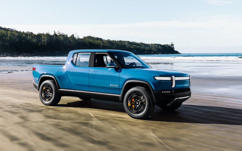 rivian-r1t-blue2-min
