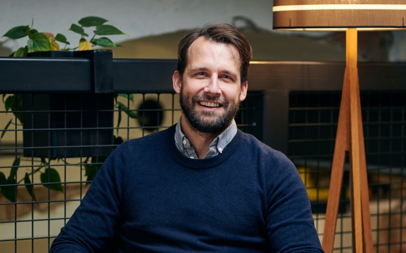 richard-valtr-mews-boxed