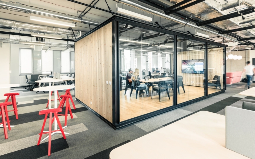 strv-office-min