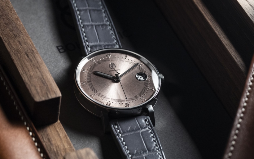 bohematic-mechanical-watch-czech-graphic-sutnar-venus-1