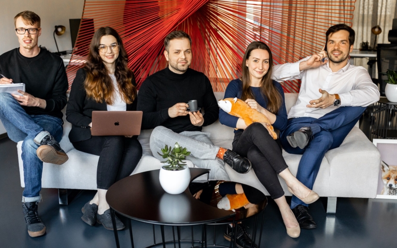 foxentry-team-boxed-2-min