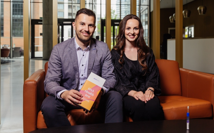 dnaera_miska_jakub__01-min